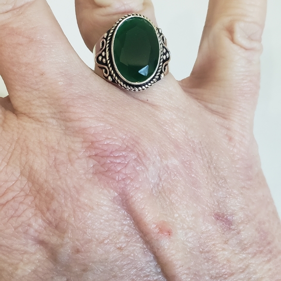 Handmade Green Onyx Gemstone Silver Vintage Antique Ring - Picture 12 of 13